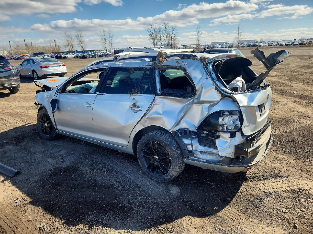 2014 Volkswagen Jetta VIN 3VWPL7AJ1EM601117 photo 2
