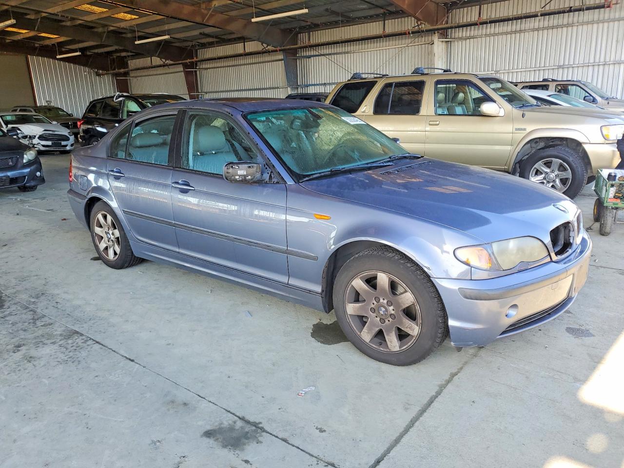 2005 BMW 3 series VIN WBAAZ33405KW75320 photo 4