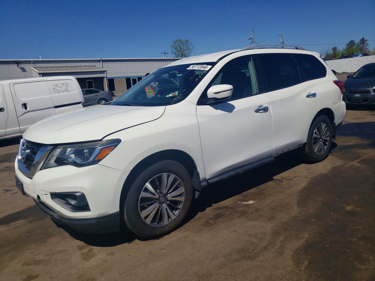 2017 NISS Pathfinder VIN 5N1DR2MM4HC682886 photo 1