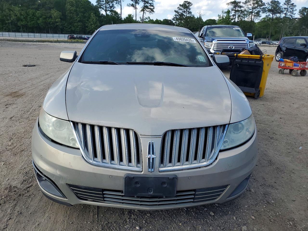 2009 LINCOLN Mks VIN 1LNHM94R29G623172 photo 5