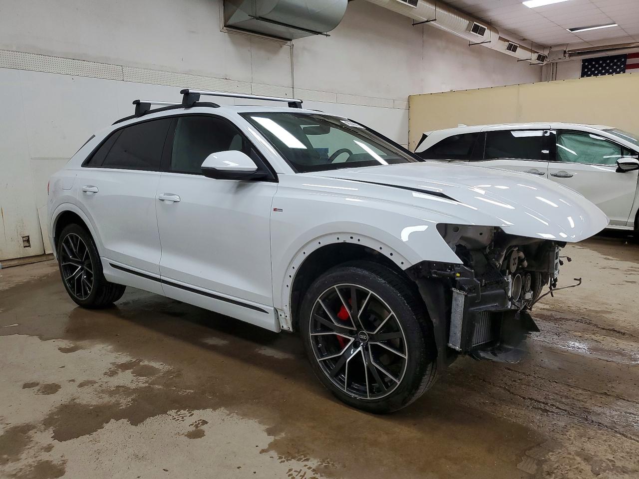 2023 Audi Q8 VIN WA1EVBF15PD010829 photo 4