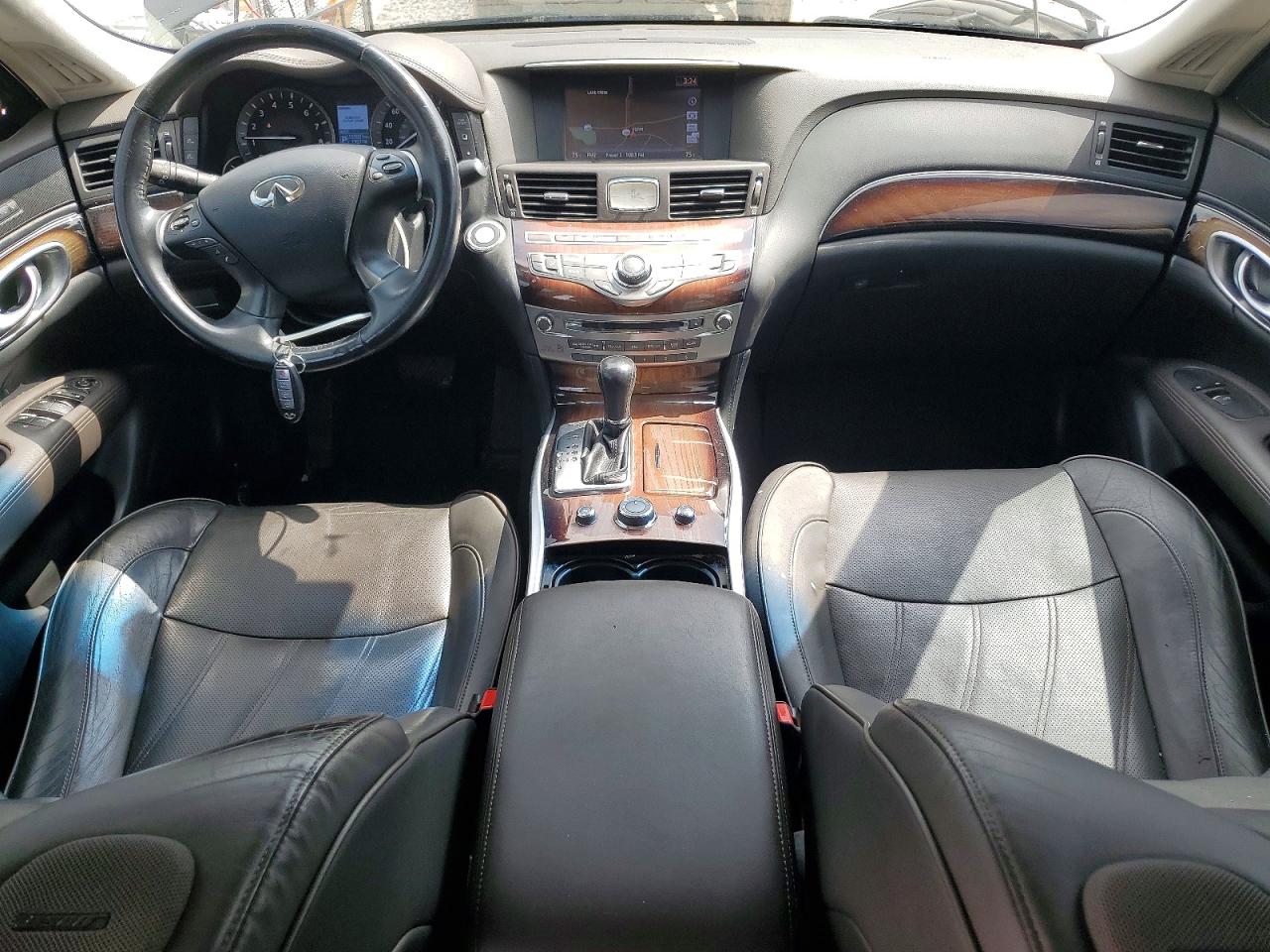 2015 INFINITI Q70 VIN JN1BY1AP9FM540714 photo 8