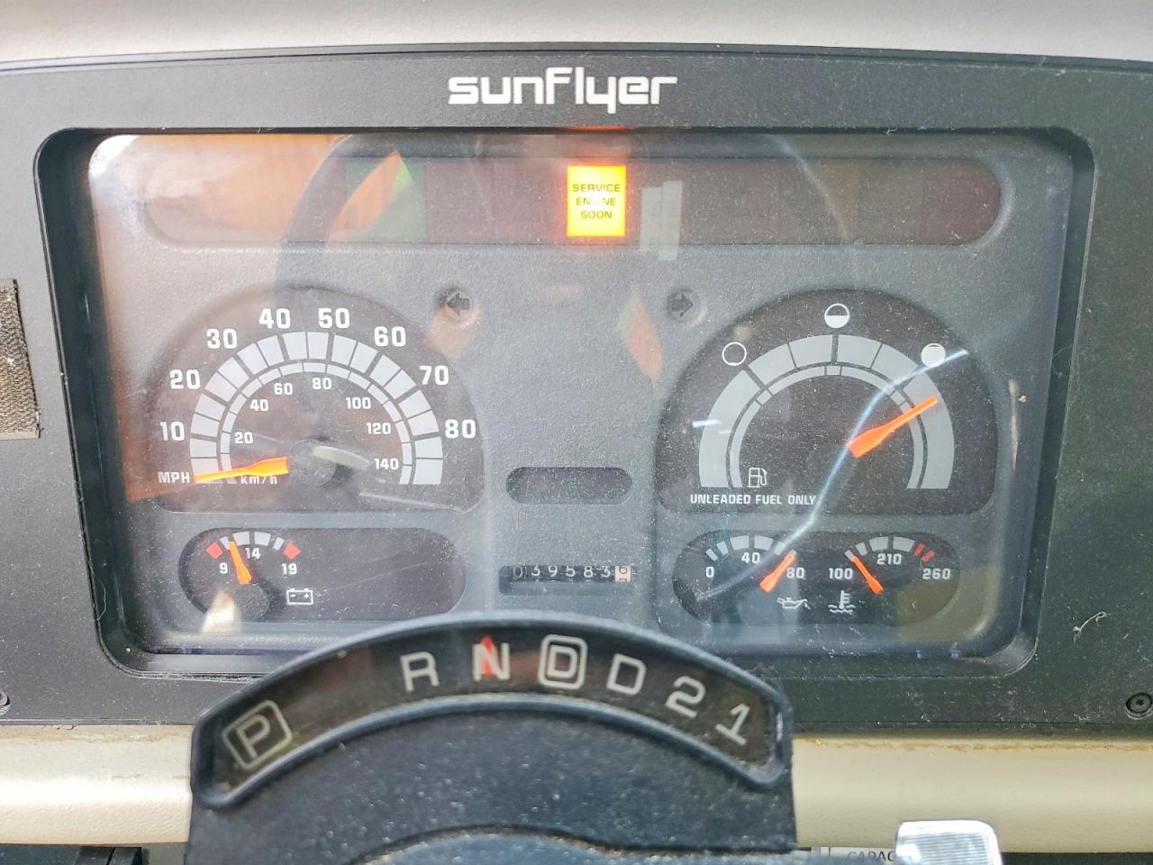 1992 WINNEBAGO Itasca VIN 1GBKP37N3M3312376 photo 8