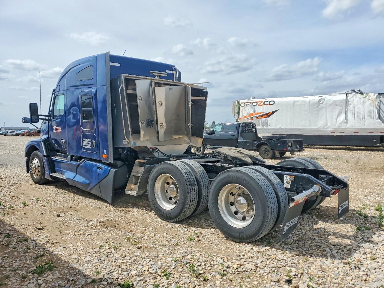 2025 KENWORTH All other VIN 1XKYD49X8SJ153502 photo 3