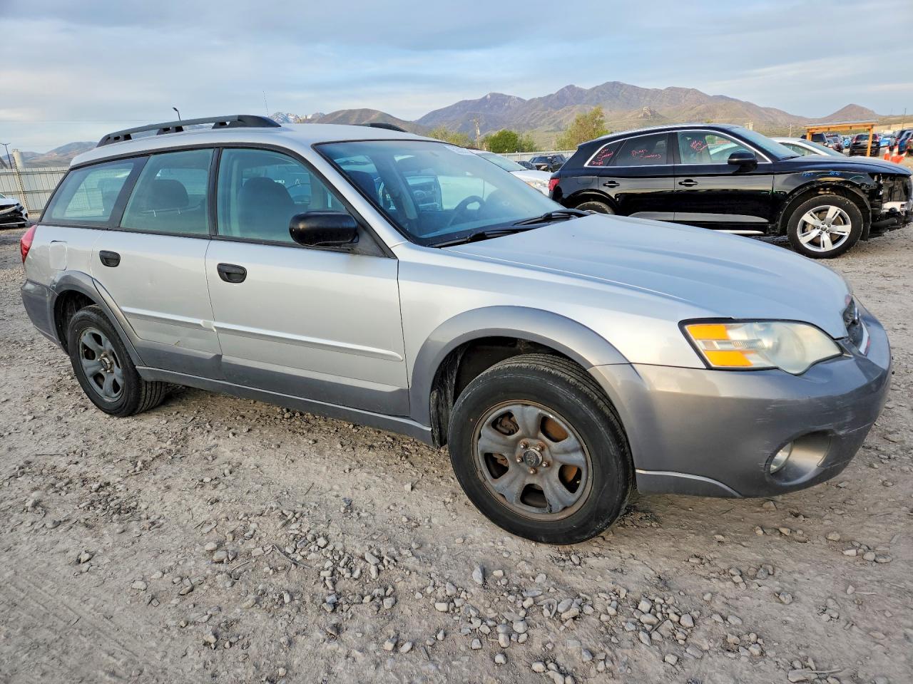 2007 SUBARU Outback VIN 4S4BP61C576318750 photo 4