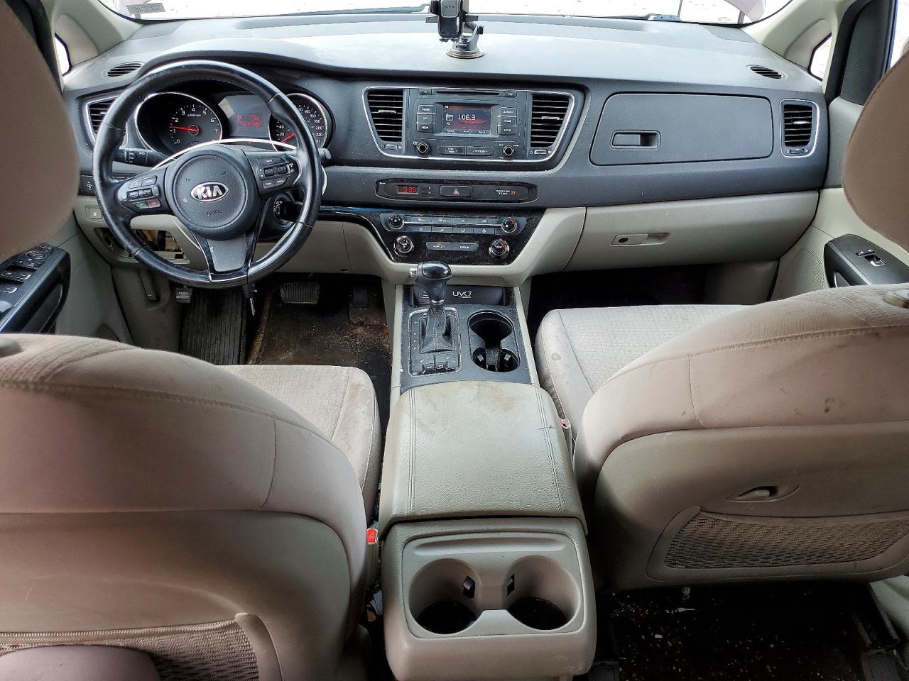 2016 Kia SEDONA VIN KNDMB5C15G6087964 photo 8