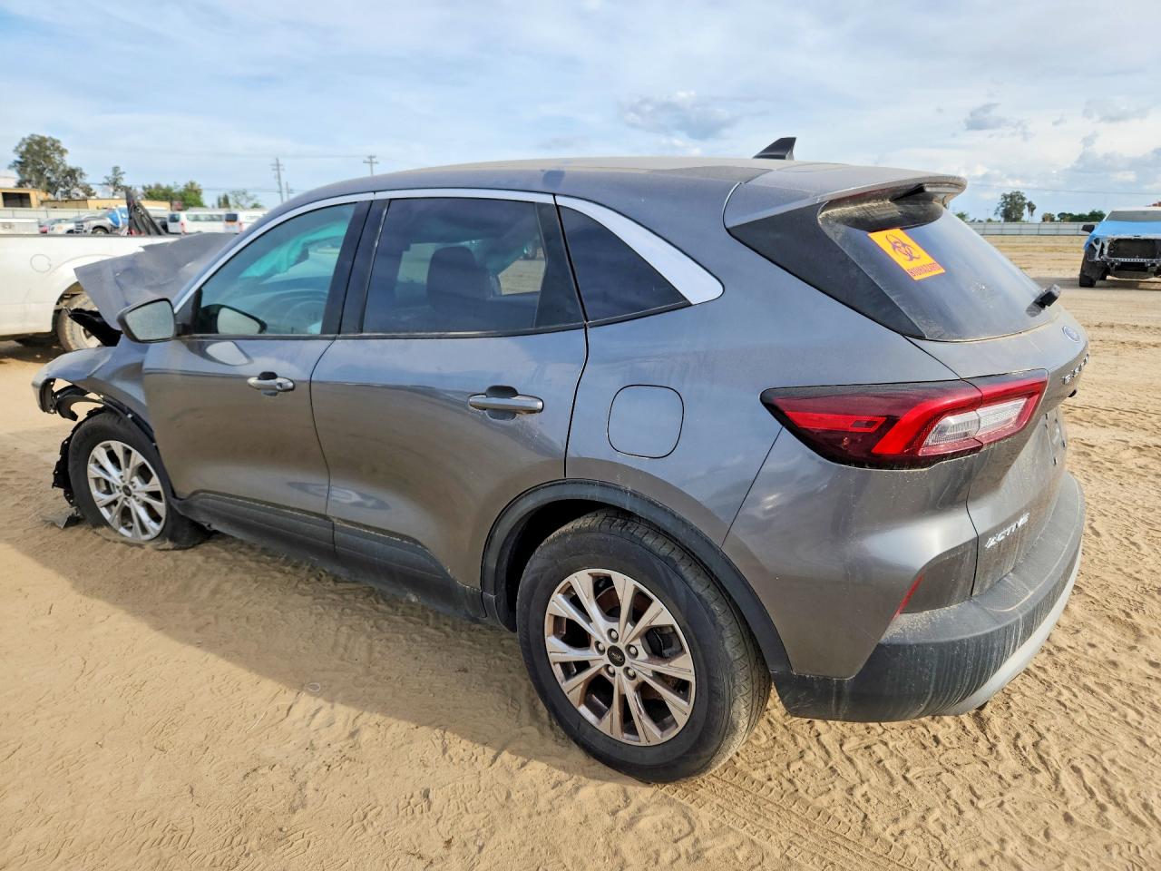 2023 FORD Escape act VIN 1FMCU9GN9PUA04313 photo 2