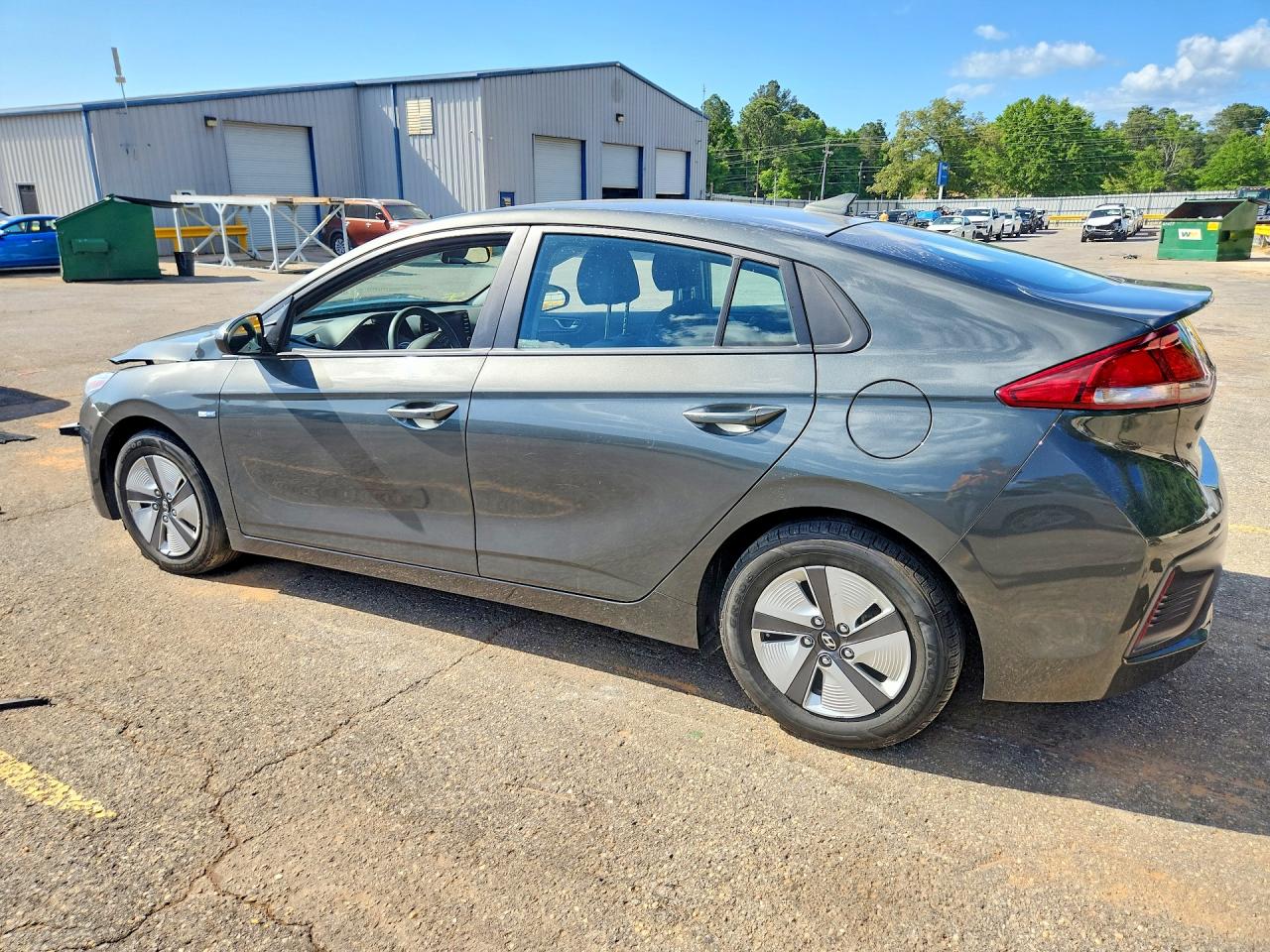 2020 Hyundai Ioniq VIN KMHC65LC3LU242675 photo 2