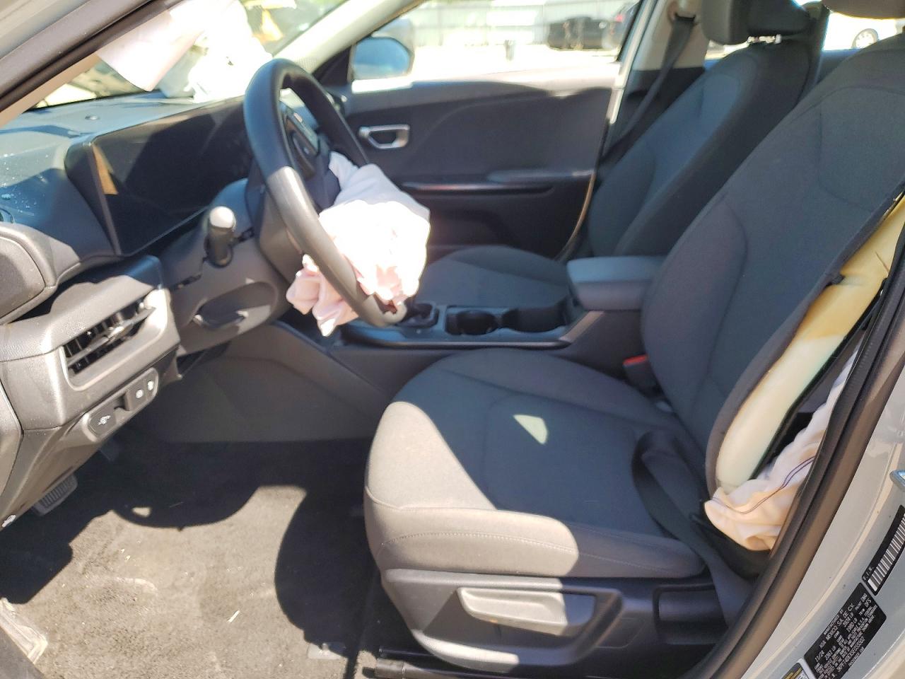 2025 KIA All other VIN 3KPFT4DEXSE055502 photo 7