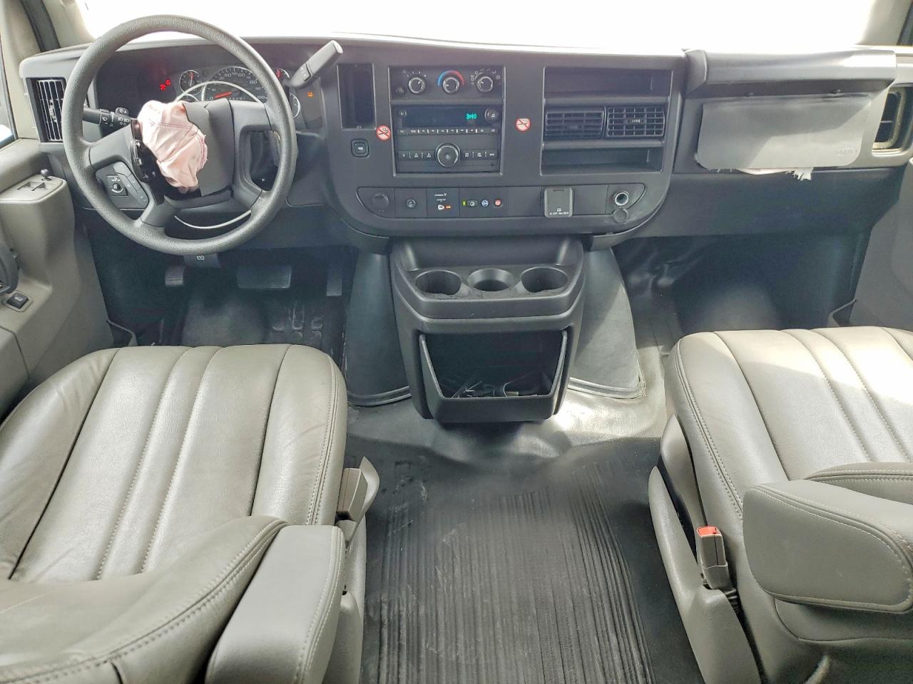 2025 CHEVROLET Express VIN 1GCZGHFP4S1266785 photo 8