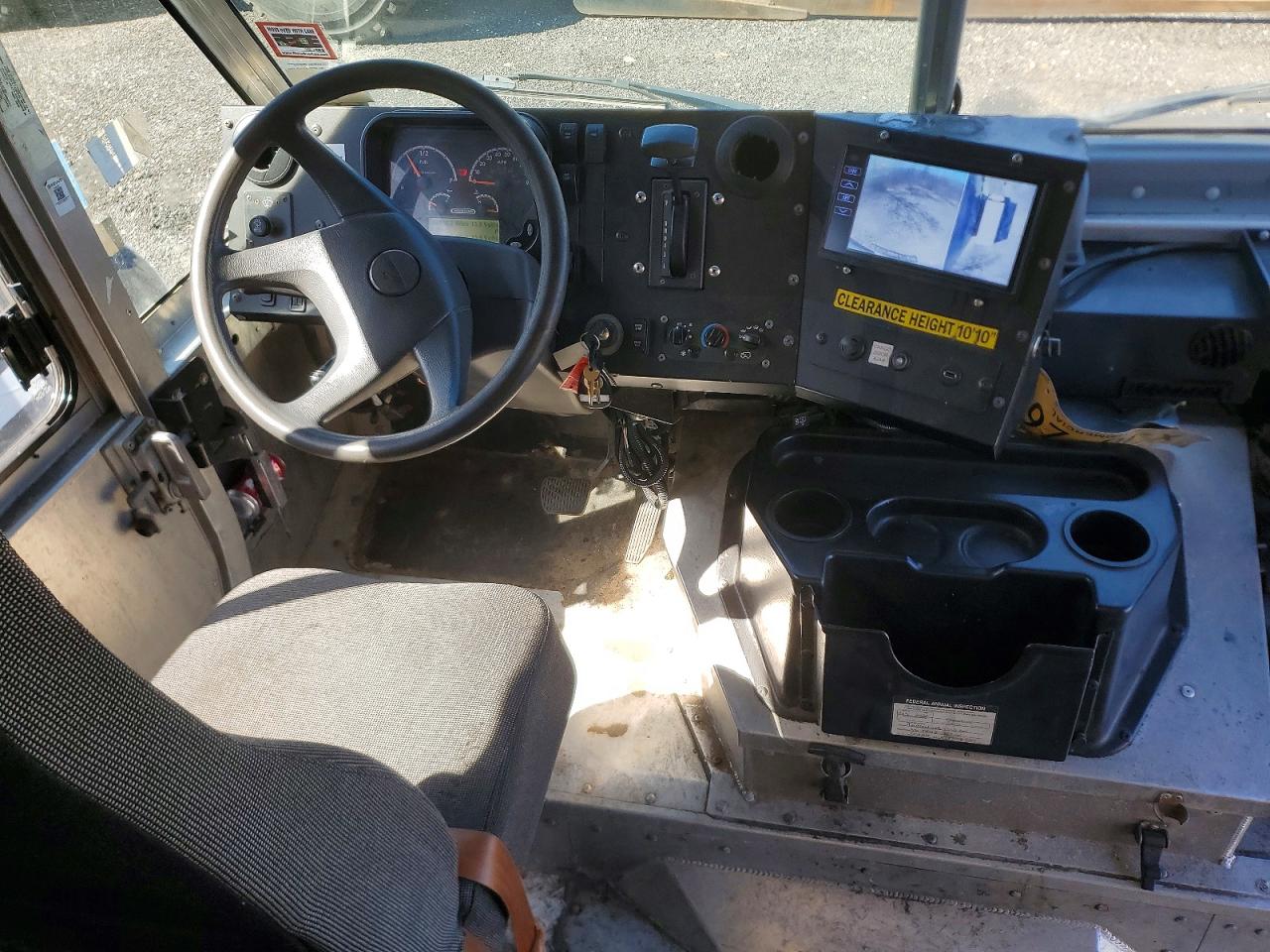 2021 FREIGHTLINER All other VIN 4UZAC2EA2MCMN0211 photo 8