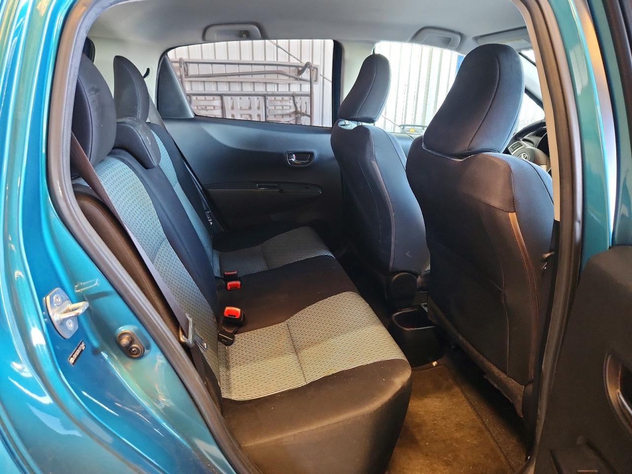 2012 Toyota Yaris VIN JTDKTUD36CD515643 photo 10