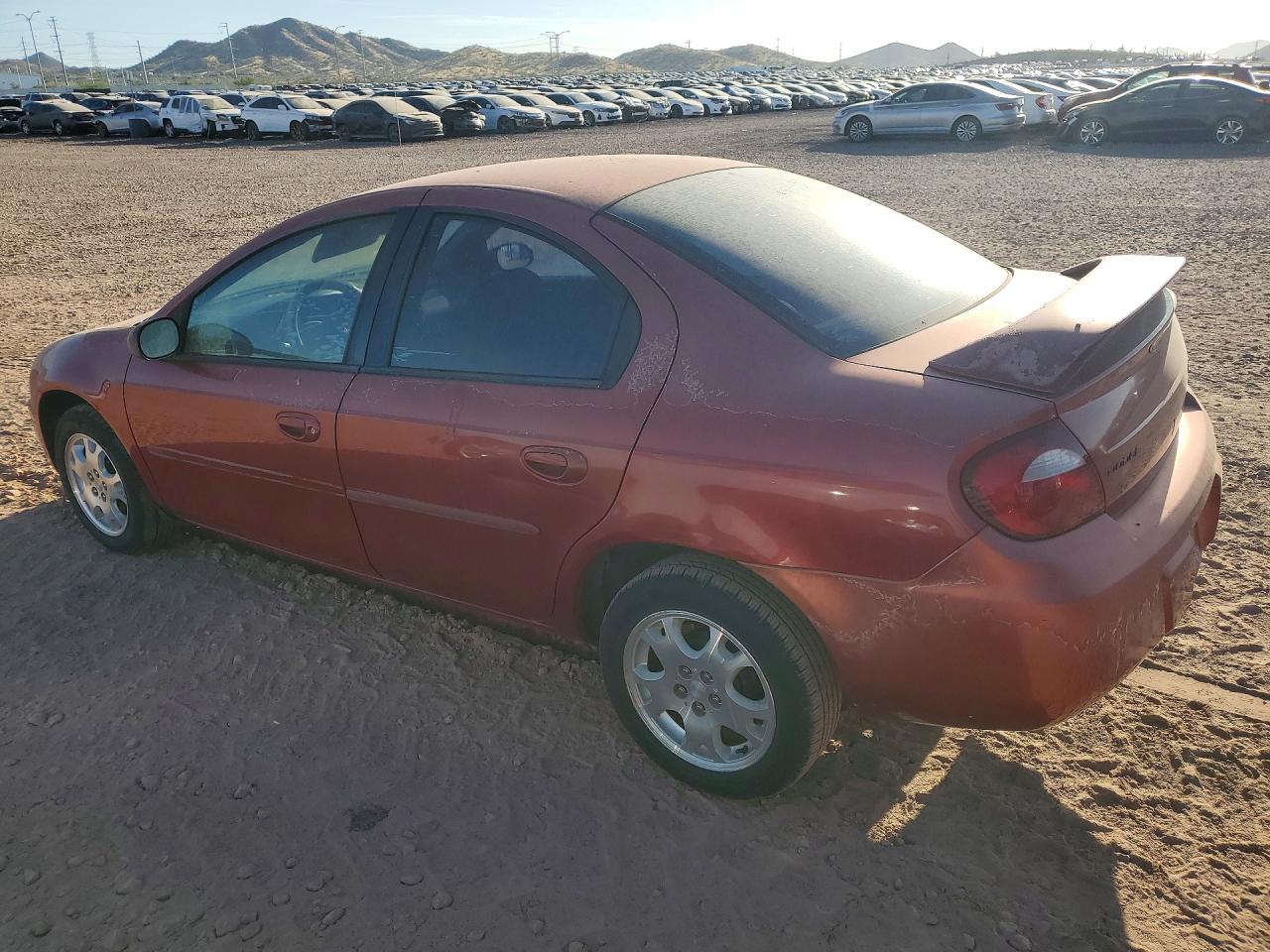 2005 Dodge Neon VIN 1B3ES56C35D285566 photo 2