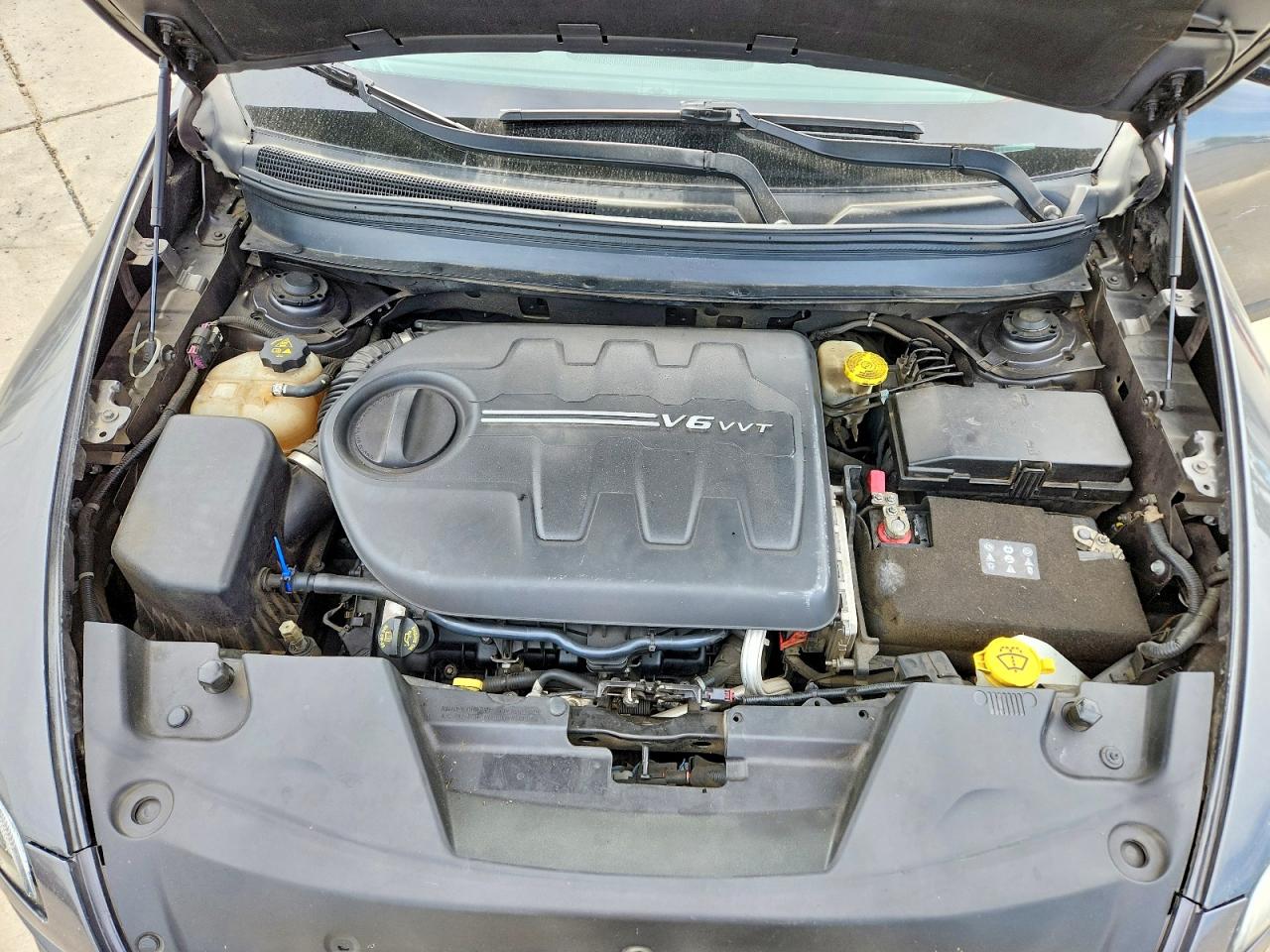 2014 Jeep Cherokee VIN 1C4PJMBS8EW281129 photo 11