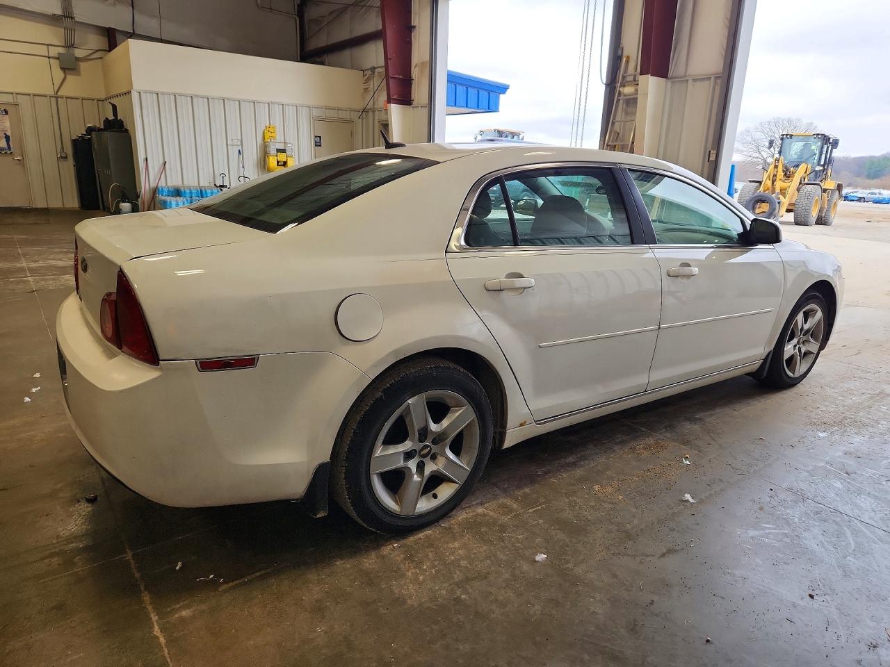 2010 Chevrolet Malibu 1lt VIN 1G1ZC5EB0AF182795 photo 3