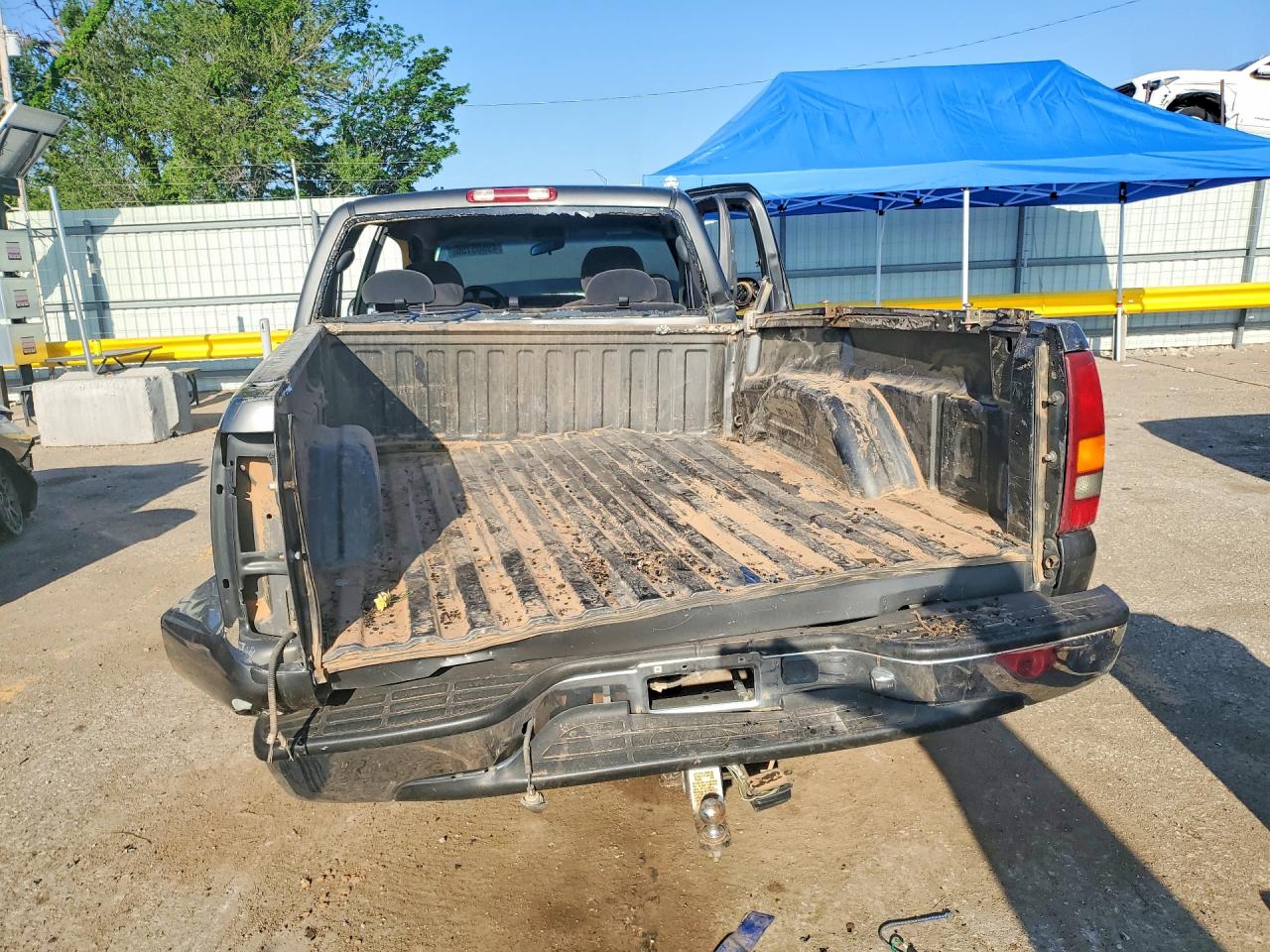 2001 Chev Silverado VIN 2GCEC19V811194705 photo 6