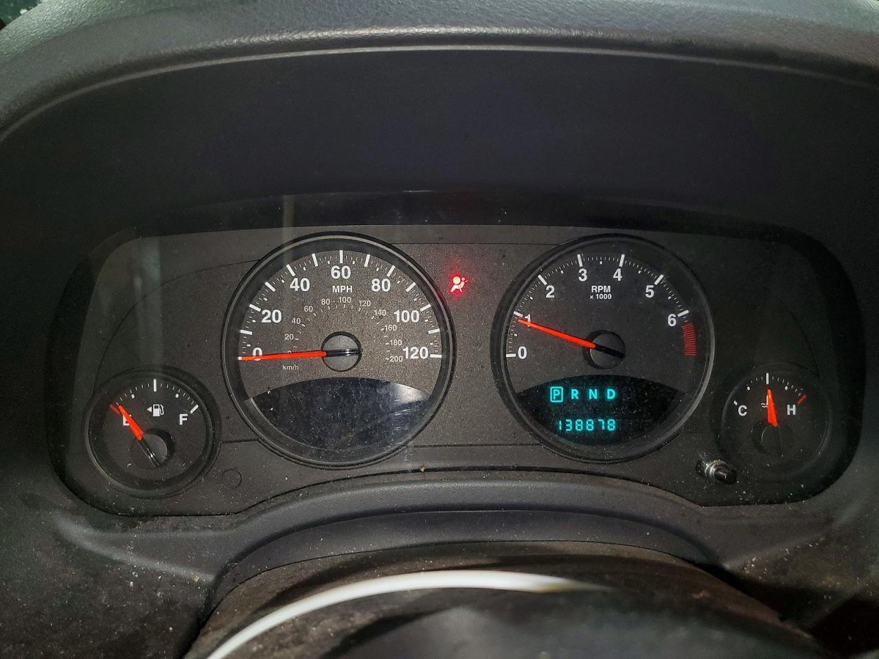 2011 Jeep Compass VIN 1J4NT1FA0BD137528 photo 9