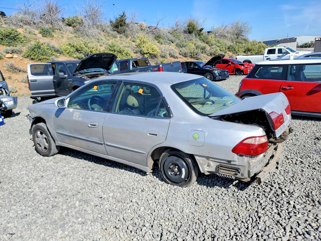 1999 Honda Accord VIN JHMCG6672XC021228 photo 2