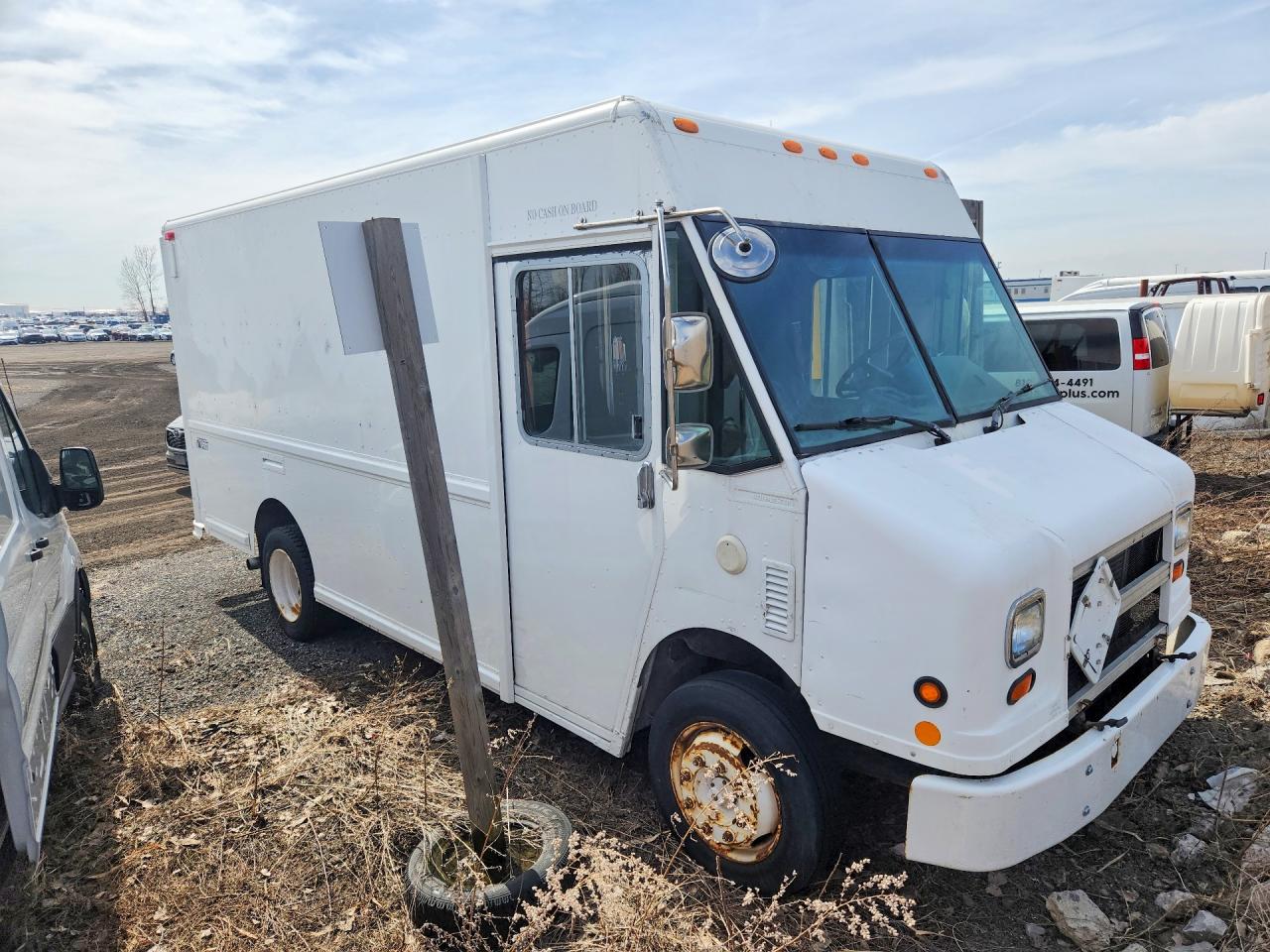 2004 FREIGHTLINER All other VIN 4UZAANBWX4CM71461 photo 4