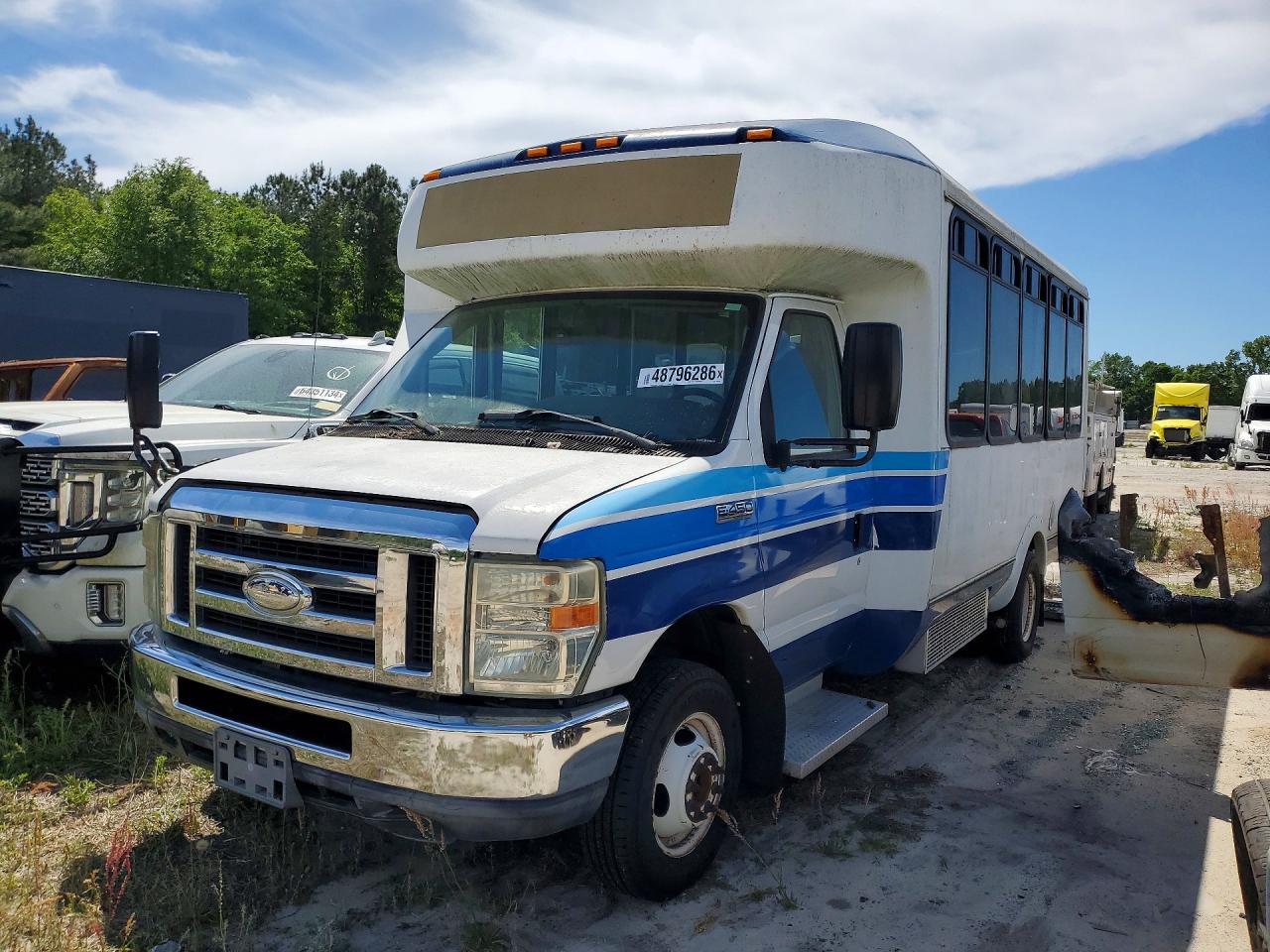 2015 Ford Econoline VIN 1FDFE4FS7FDA19752 photo 1