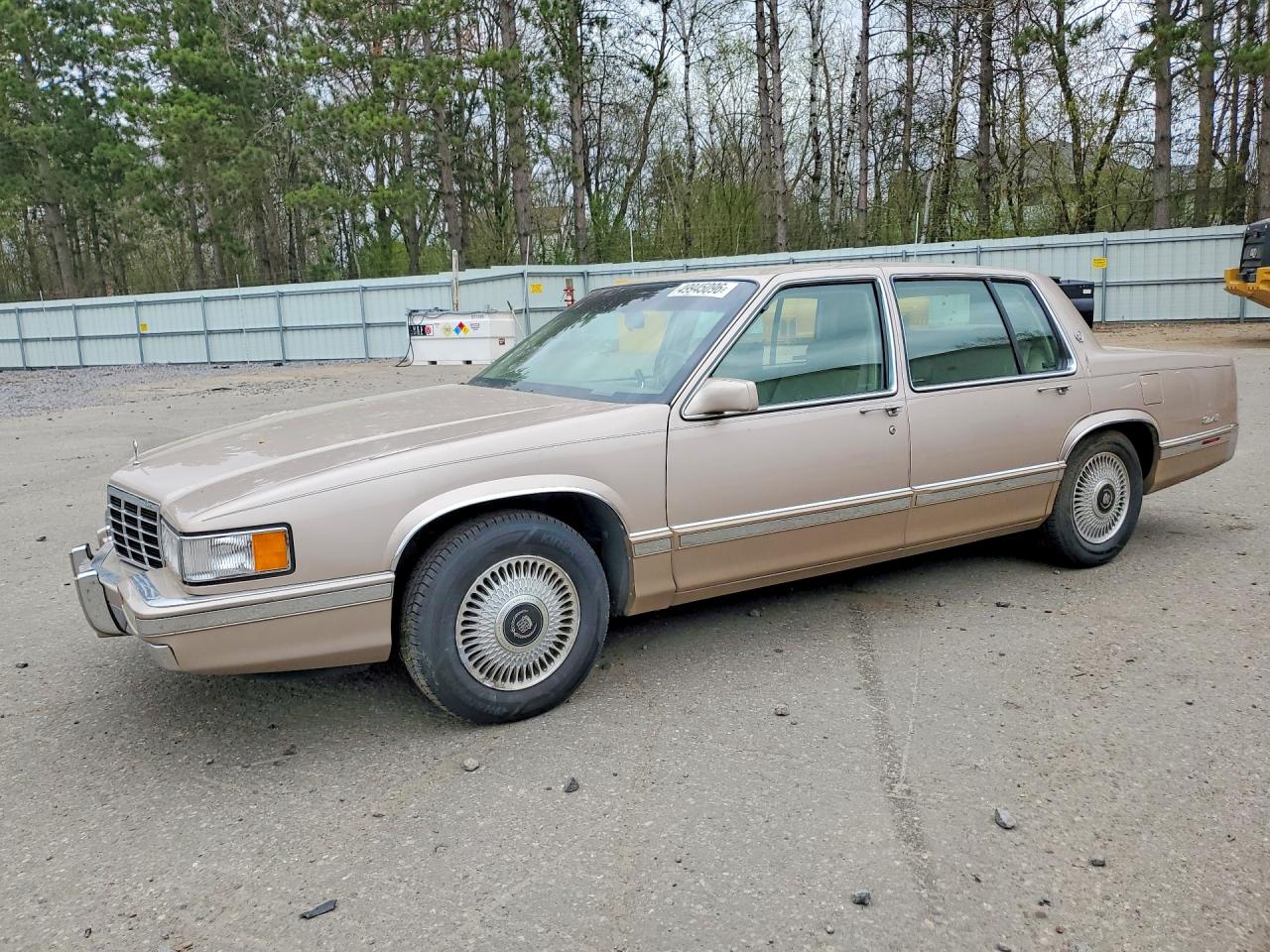 1993 Cadillac Deville VIN 1G6CD53B4P4215592 photo 1