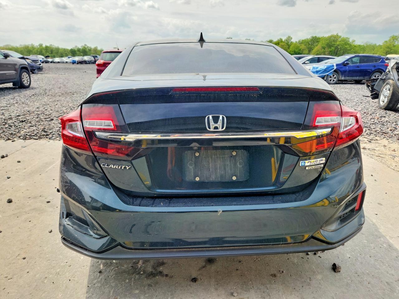 2018 Honda Clarity VIN JHMZC5F37JC010830 photo 6