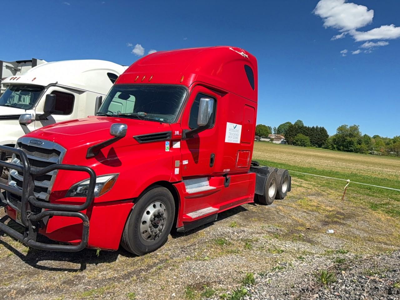 2019 FREIGHTLINER All other VIN 3AKJHHDR2KSKD7619 photo 2