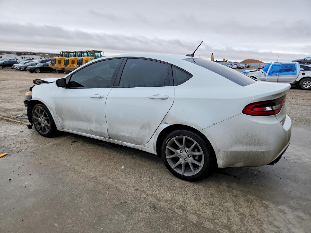 2015 Dodge Dart sxt VIN 1C3CDFBB7FD237514 photo 2