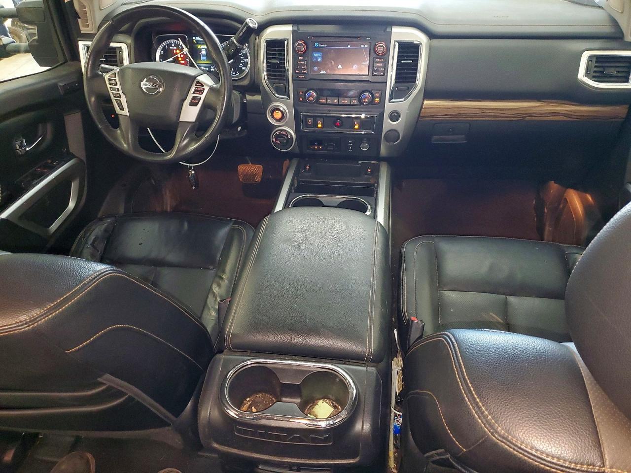 2017 Nissan TITAN VIN 1N6AA1E57HN560363 photo 8