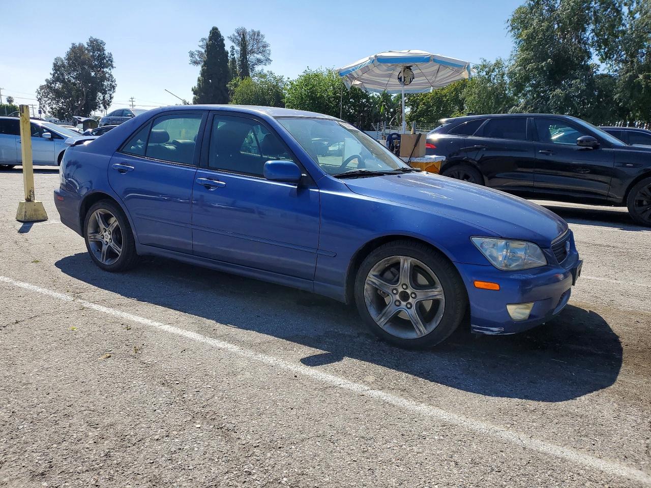 2003 Lexus Is 300 VIN JTHBD192530068322 photo 4