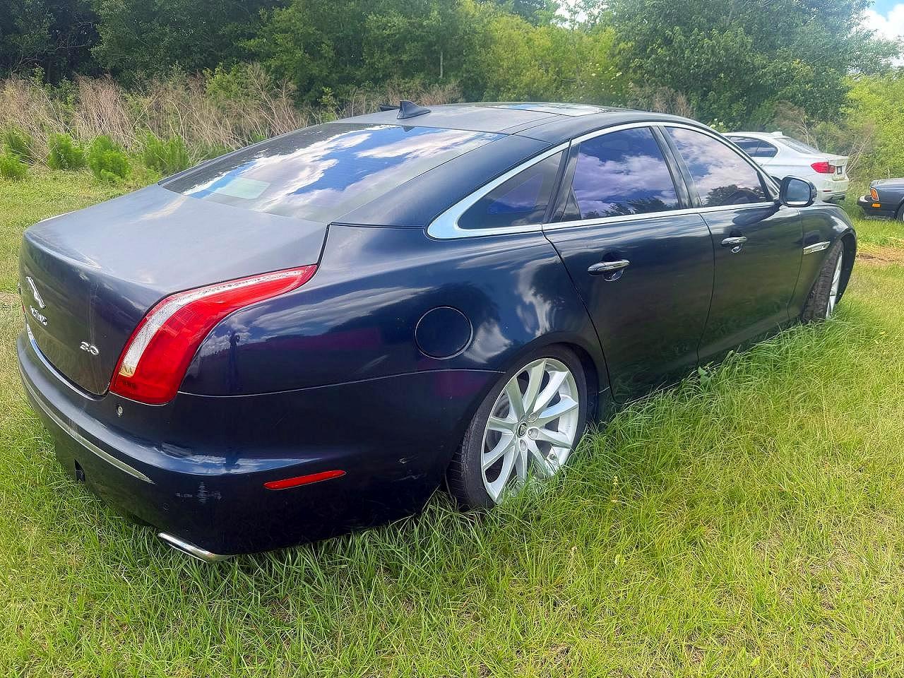 2013 Jaguar Xj VIN SAJWA1C73D8V44829 photo 4