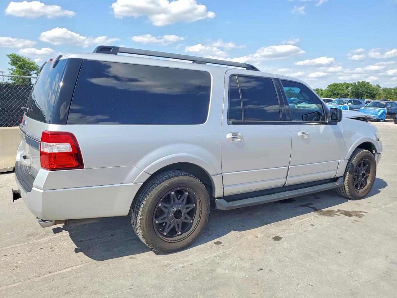 2015 Ford Expedition VIN 1FMJK1JT0FEF32014 photo 3