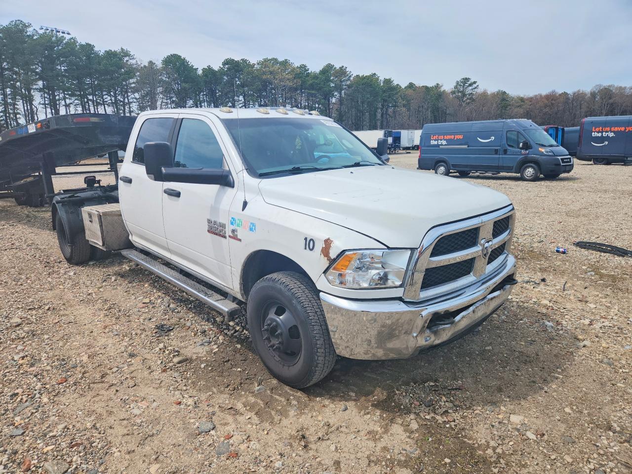 2015 Ram 3500 VIN 3C63RPGL0FG555568 photo 4