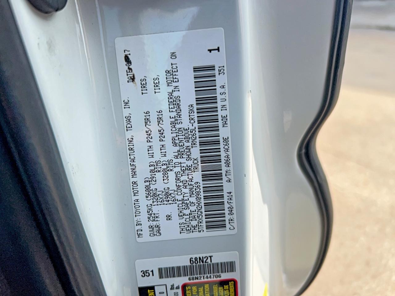 2017 Toyota Tacoma sr VIN 5TFRX5GN2HX098369 photo 10