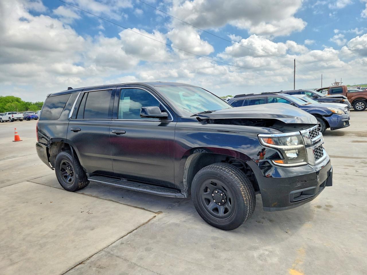 2020 Chevrolet Tahoe VIN 1GNLCDECXLR239478 photo 4