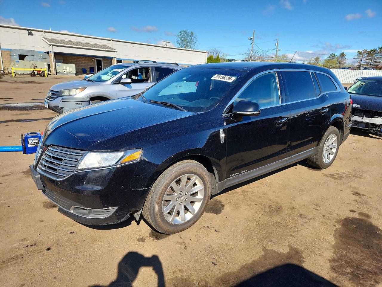 2018 LINCOLN Mkt VIN 2LMHJ5NK5JBL02598 photo 1