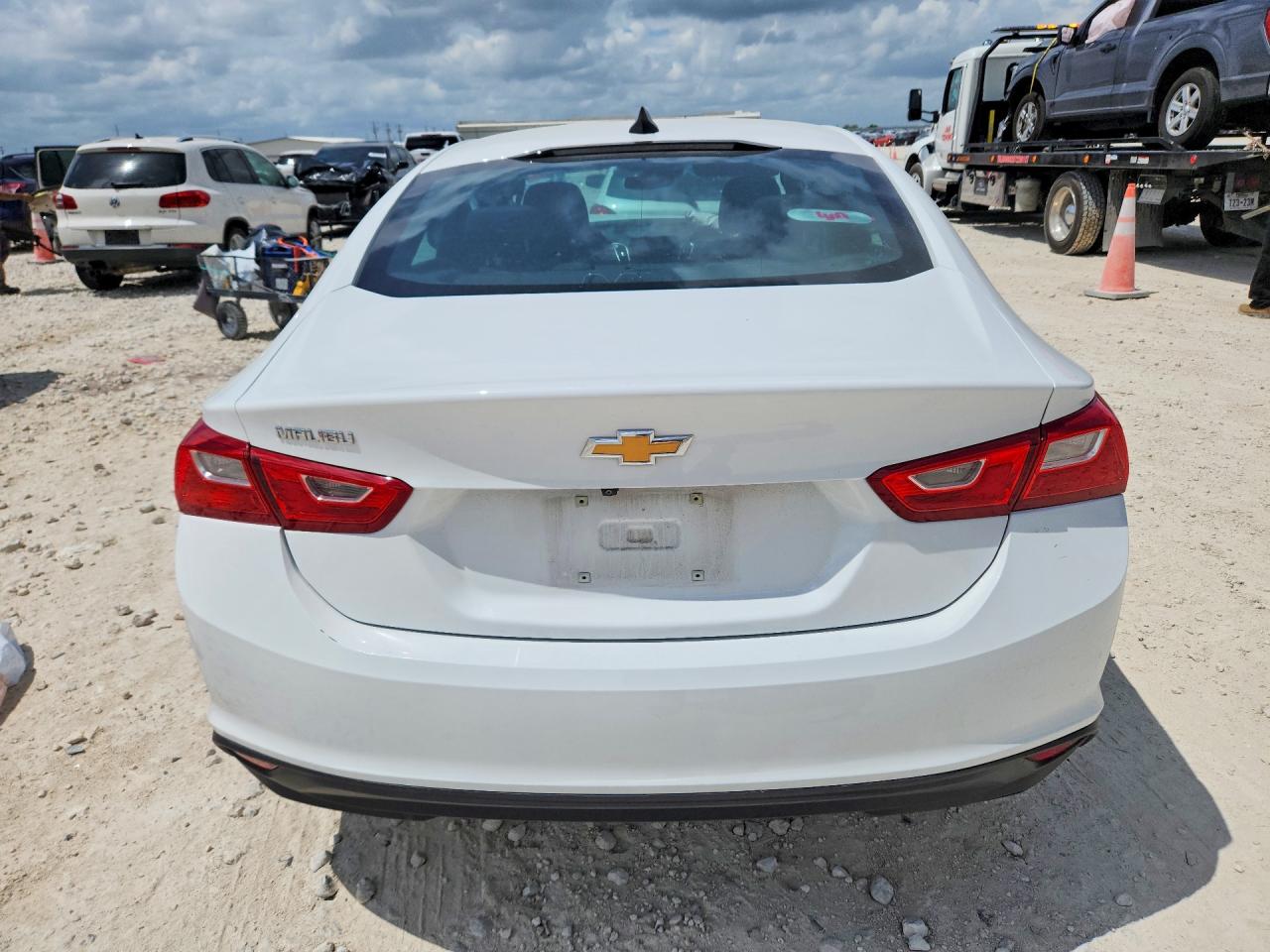 2025 Chevrolet Malibu VIN 1G1ZC5ST8SF120057 photo 6