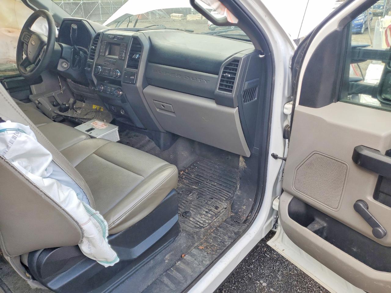 2019 Ford F-250 supe VIN 1FT7X2A64KEC32583 photo 8