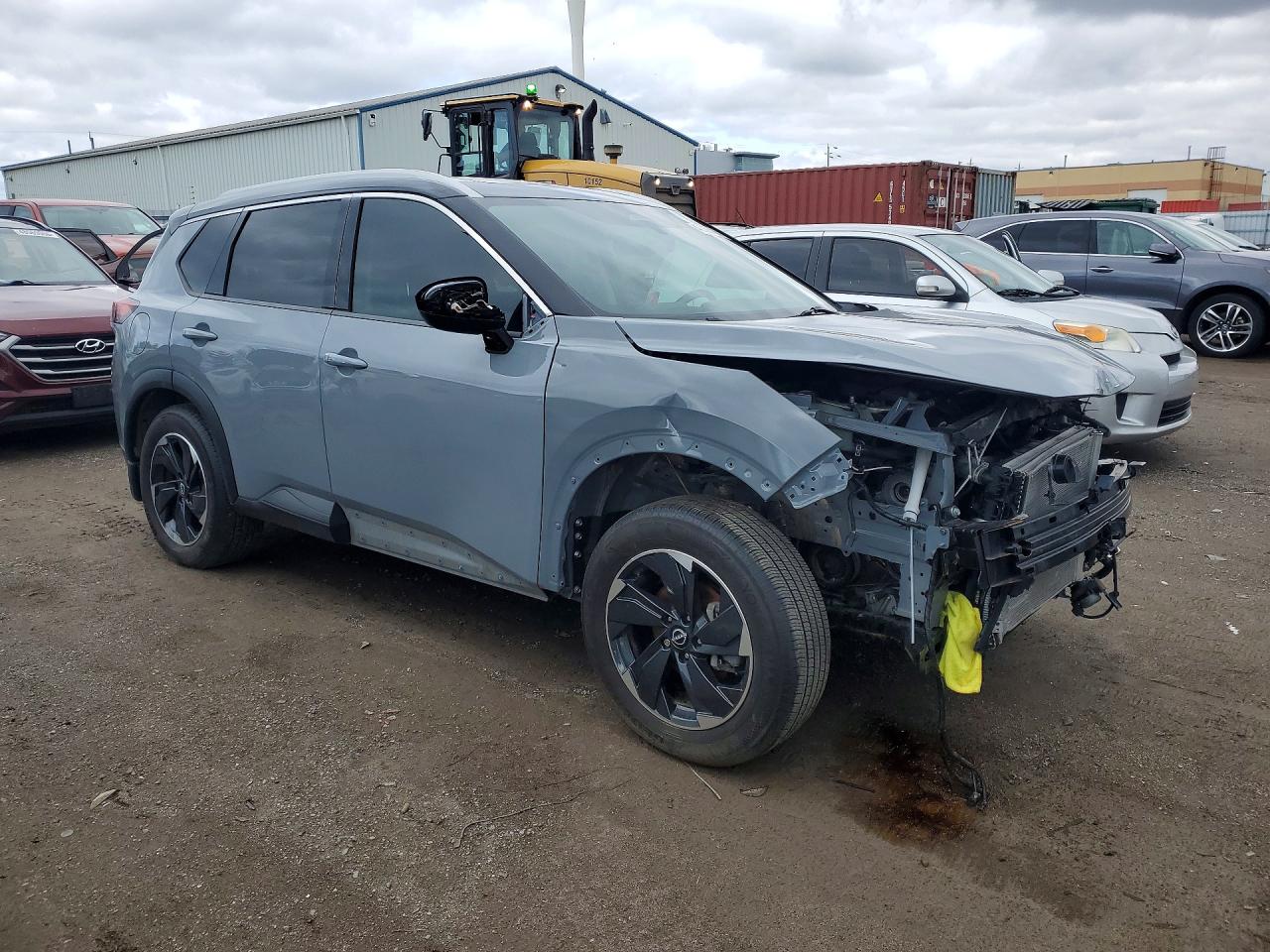 2023 Rogue VIN JN8BT3DD9PW315812 photo 4