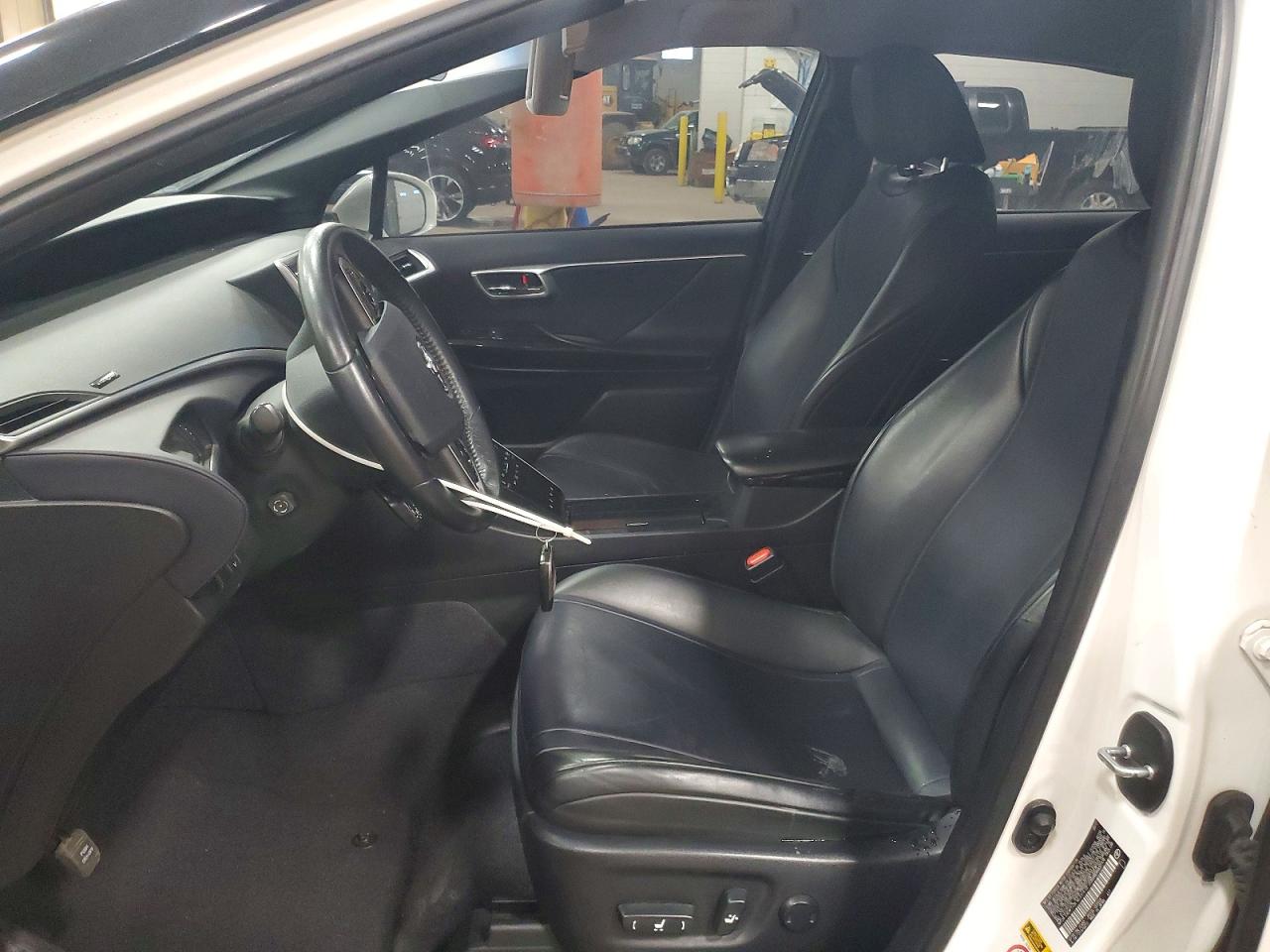 2017 Toyota Mirai VIN JTDBVRBD4HA001978 photo 7