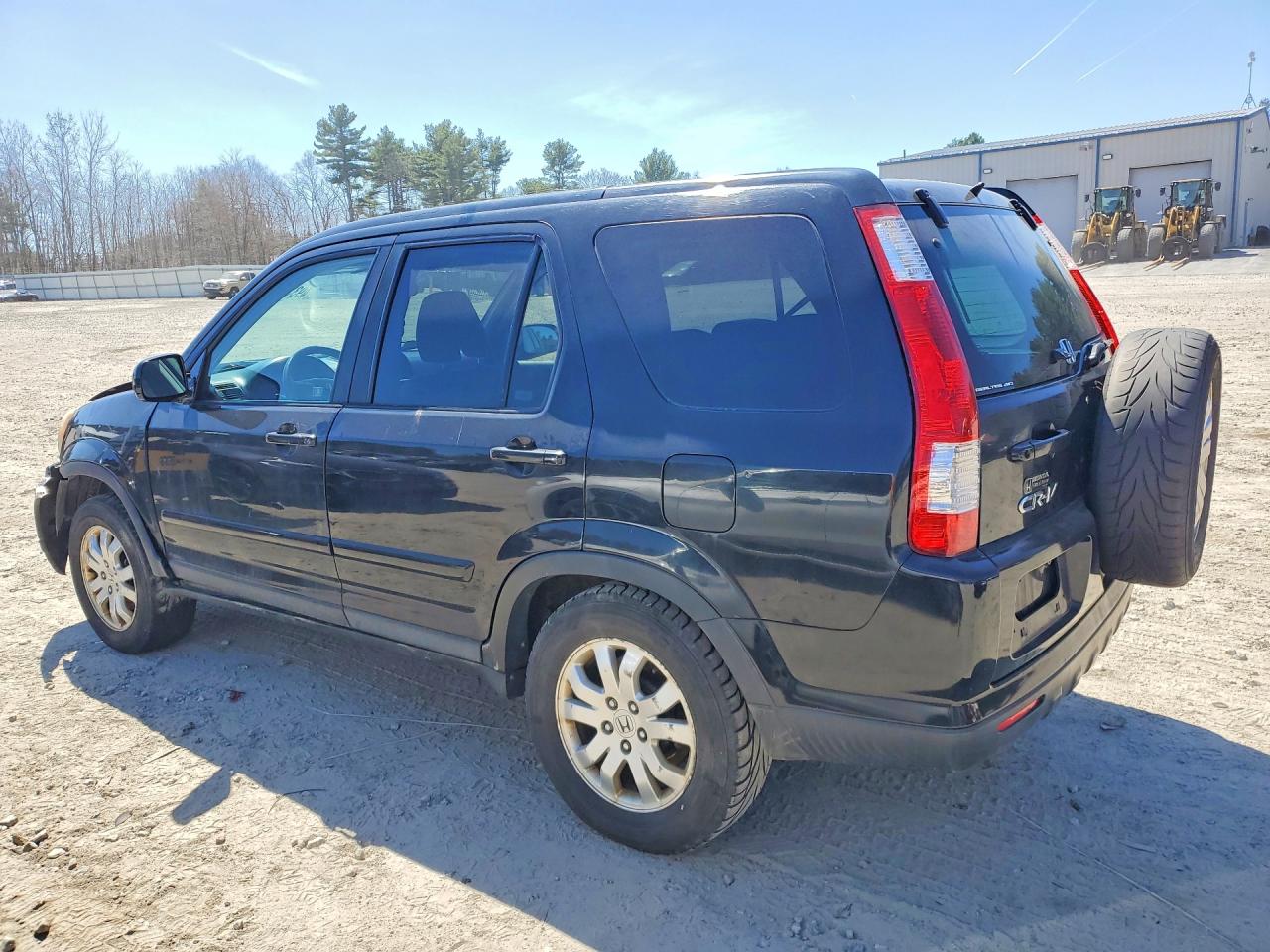 2005 Honda Crv VIN SHSRD78965U325891 photo 2