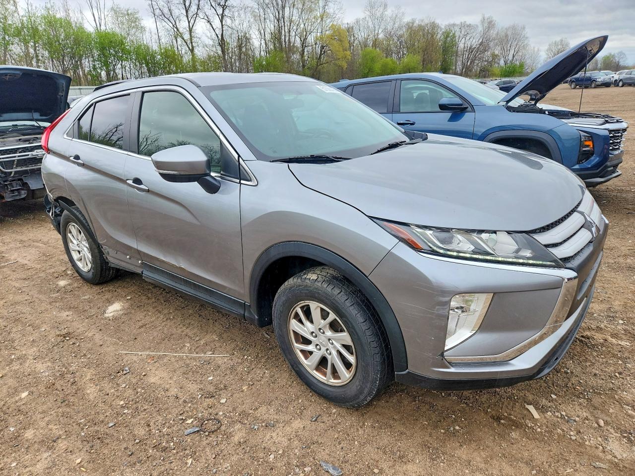 2019 Mitsubishi ECLIPSE VIN JA4AT3AA7KZ028763 photo 4
