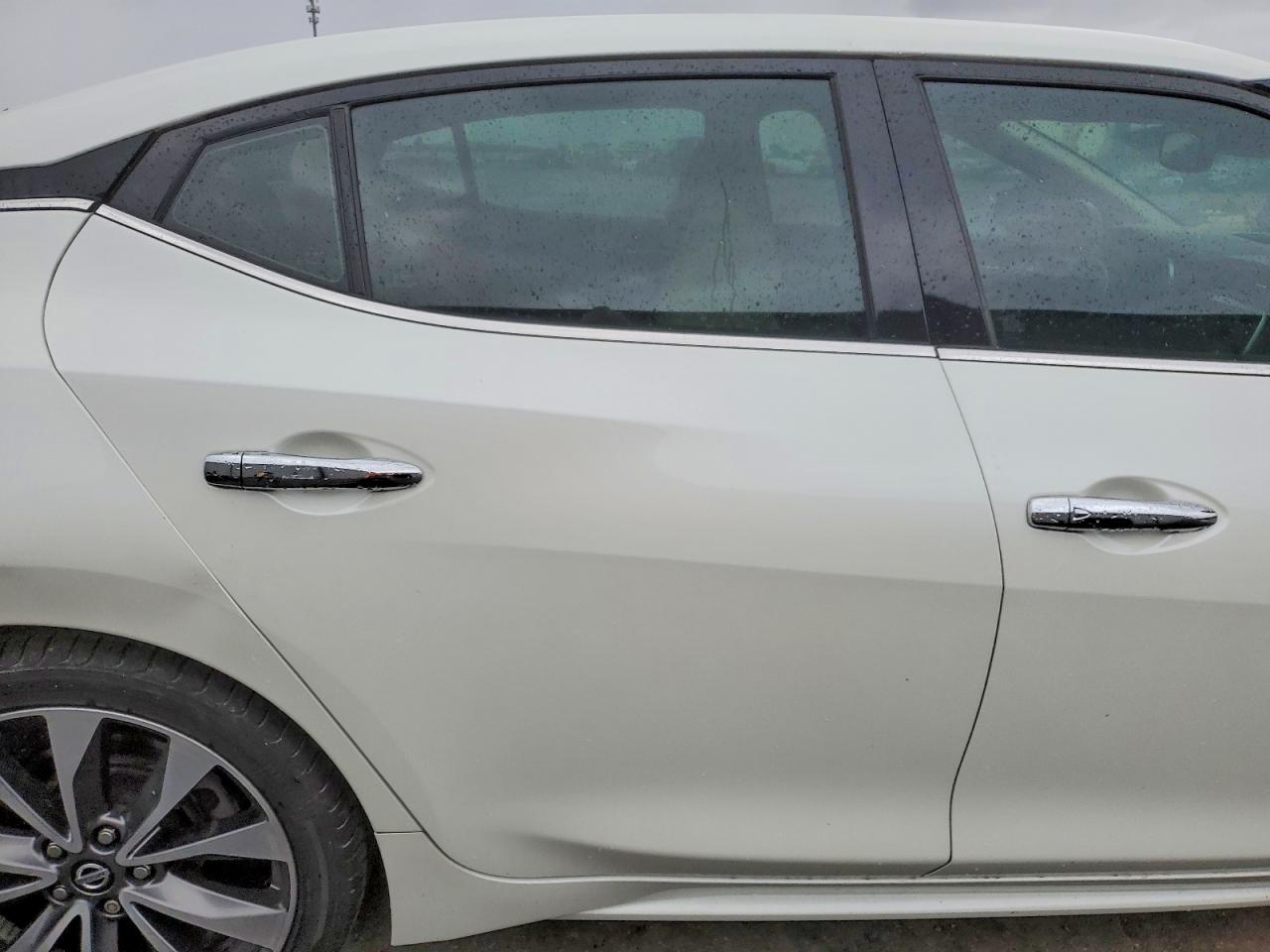 2019 Nissan Maxima VIN 1N4AA6AV1KC373151 photo 10