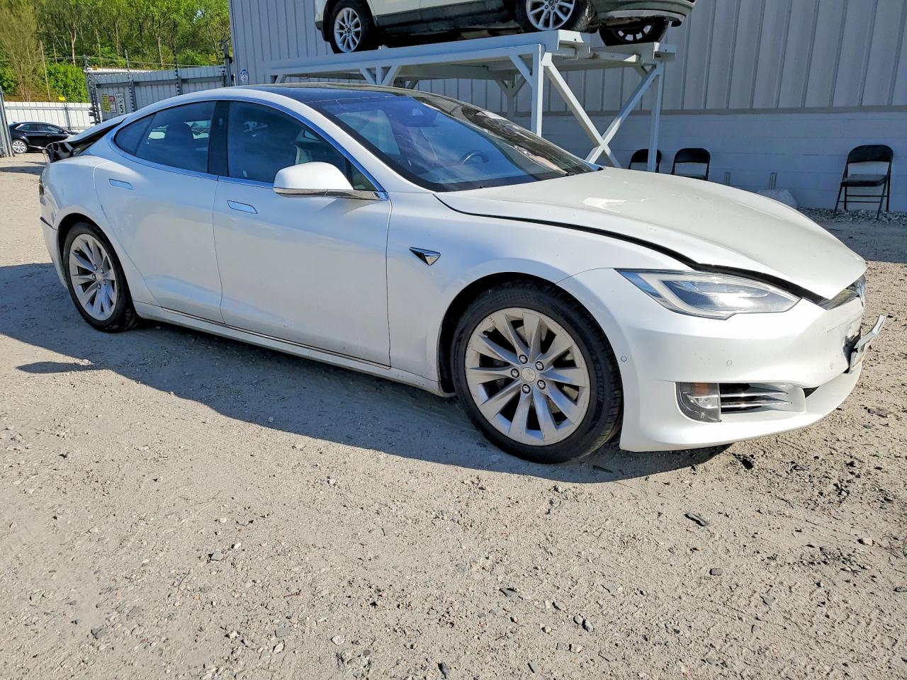2019 Tesla Model s VIN 5YJSA1E27KF302959 photo 4