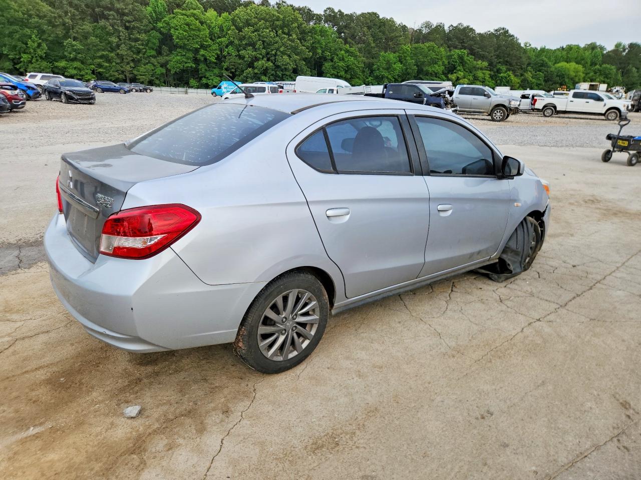 2019 Mitsubishi Mirage VIN ML32F3FJ1KHF10523 photo 3