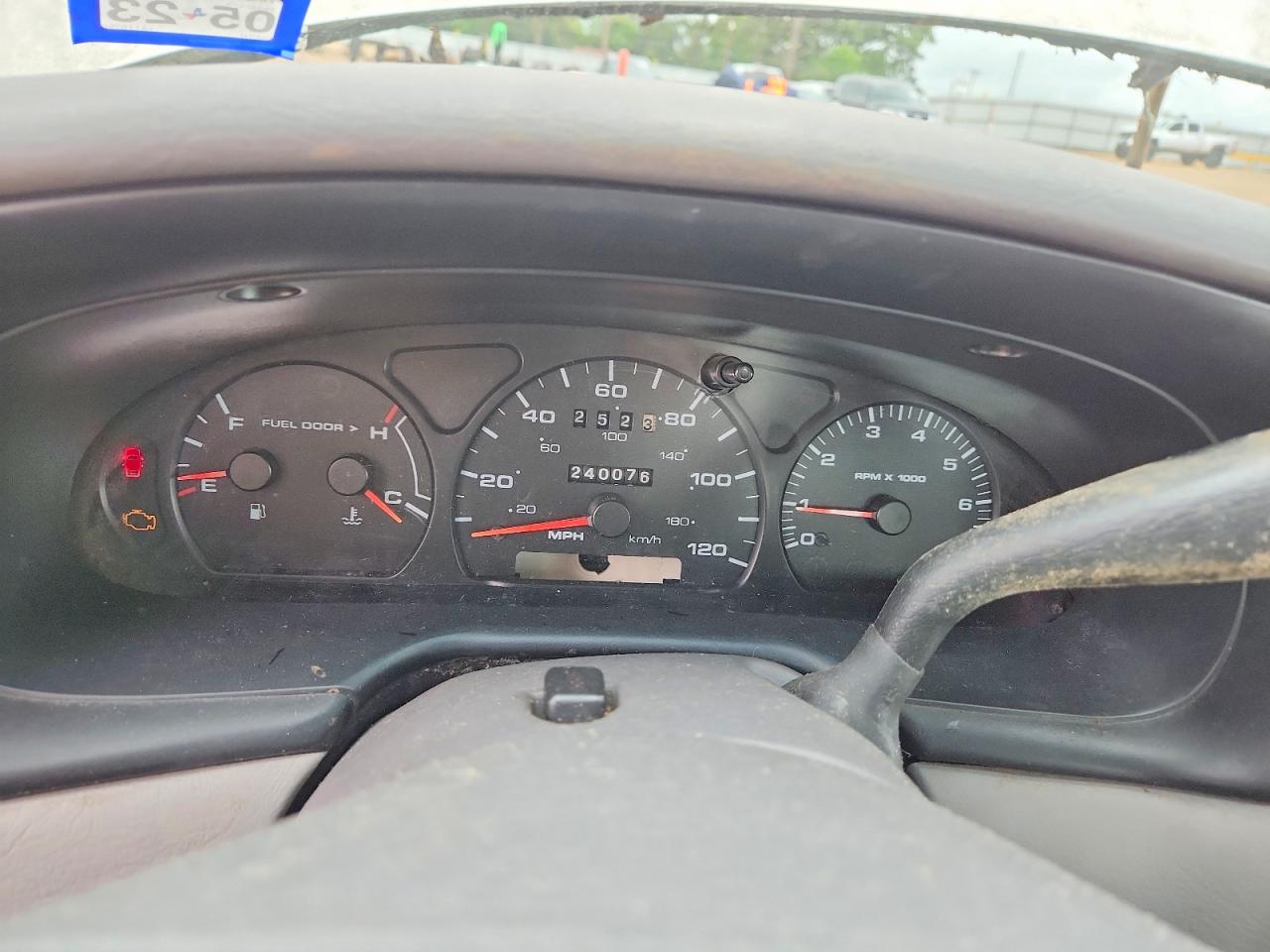 2001 Ford Taurus VIN 1FAFP53U01A110758 photo 9