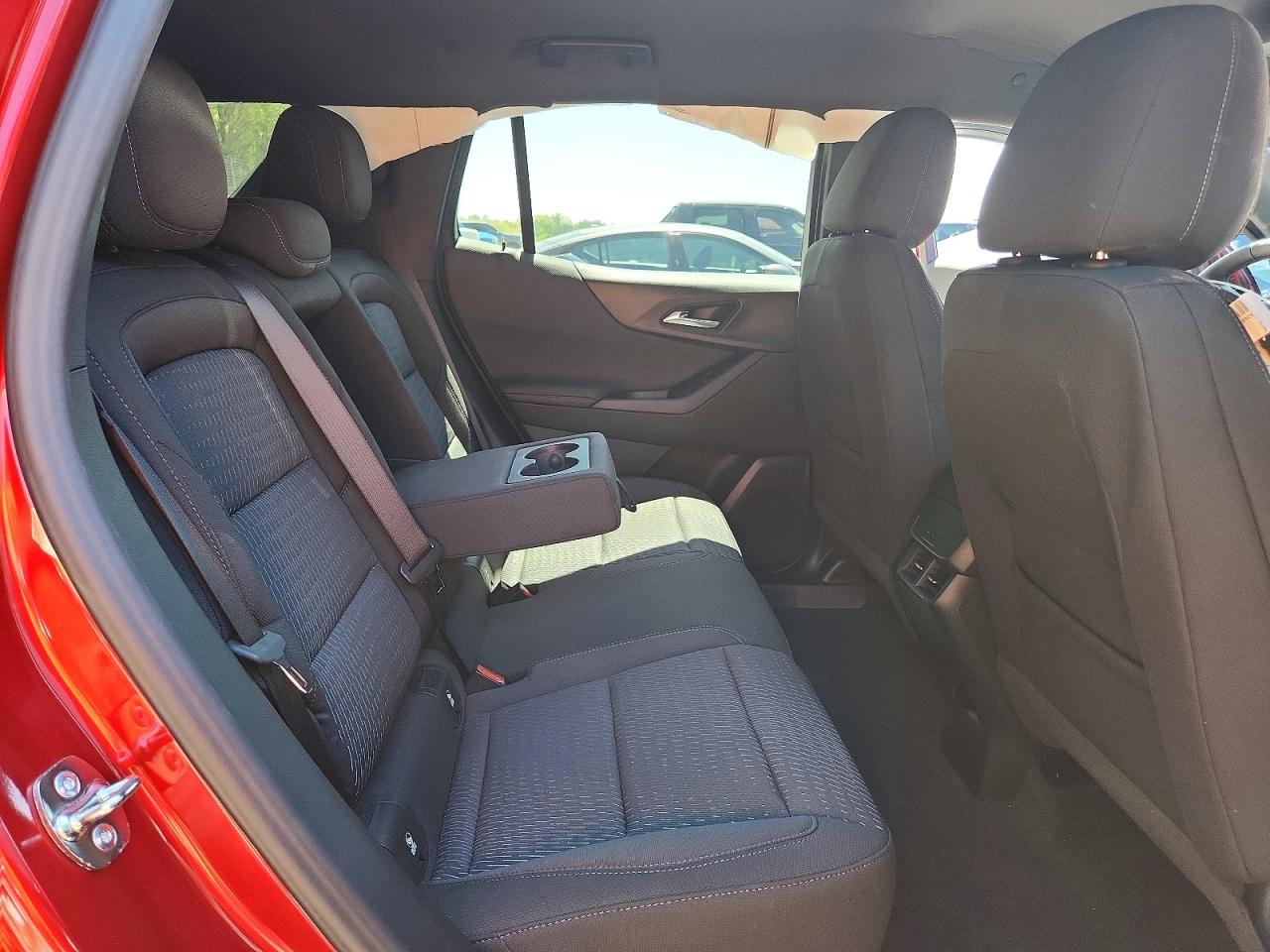 2026 Chevrolet Equinox VIN 3GNAXHEG1TL167390 photo 10