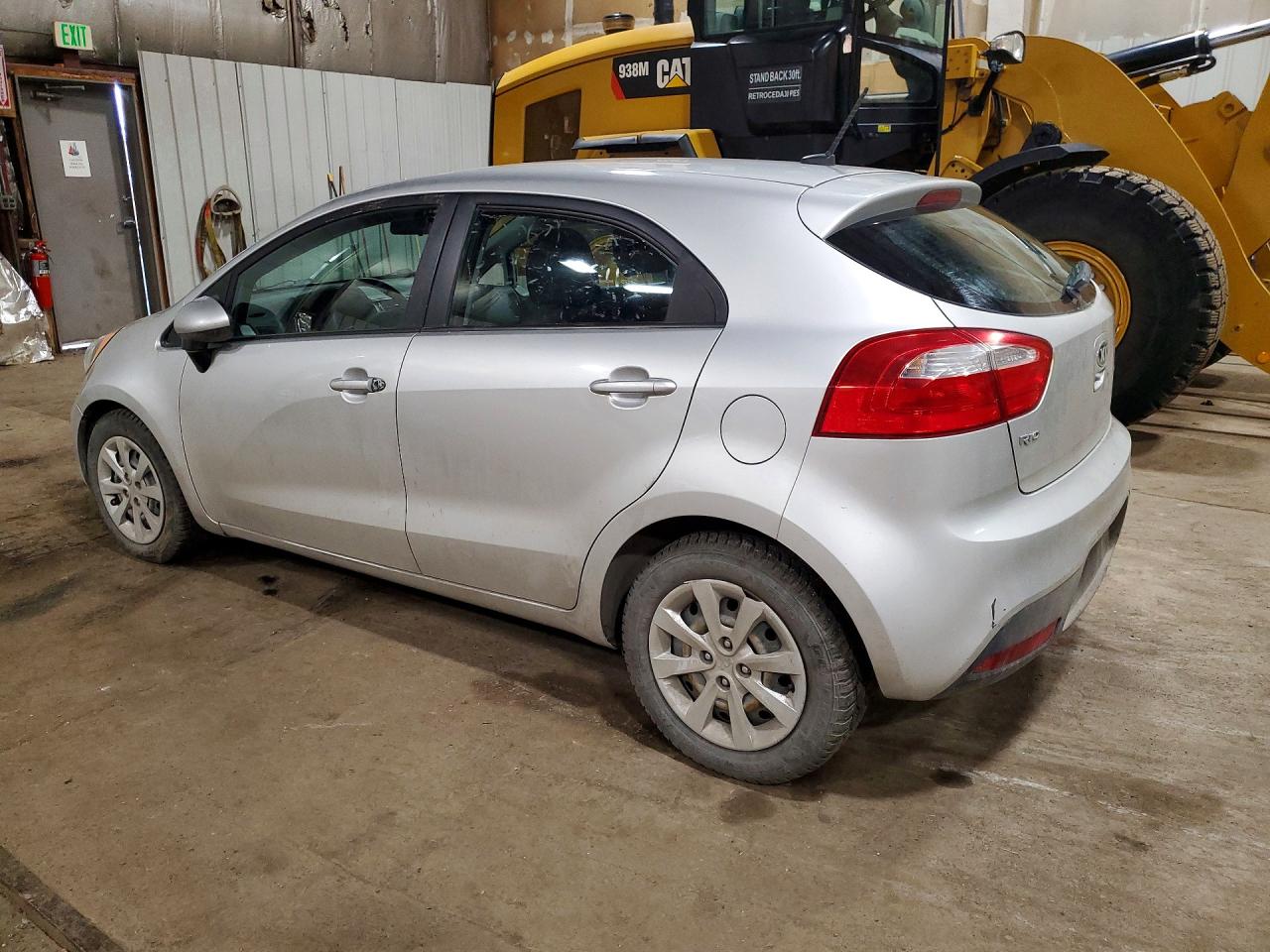2015 Kia Rio VIN KNADM5A34F6465332 photo 2