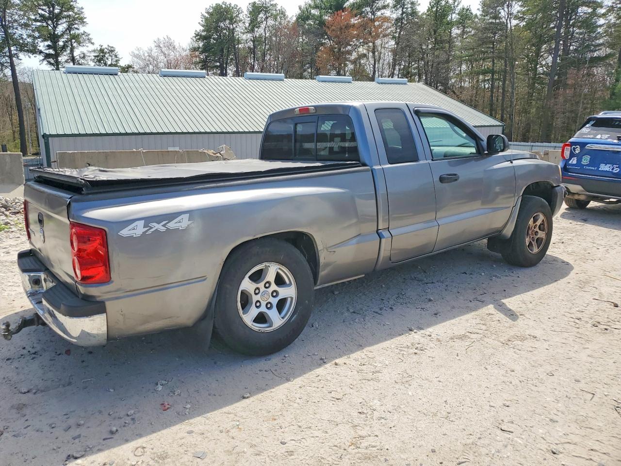 2005 Dodge Dakota VIN 1D7HW42K65S180724 photo 3