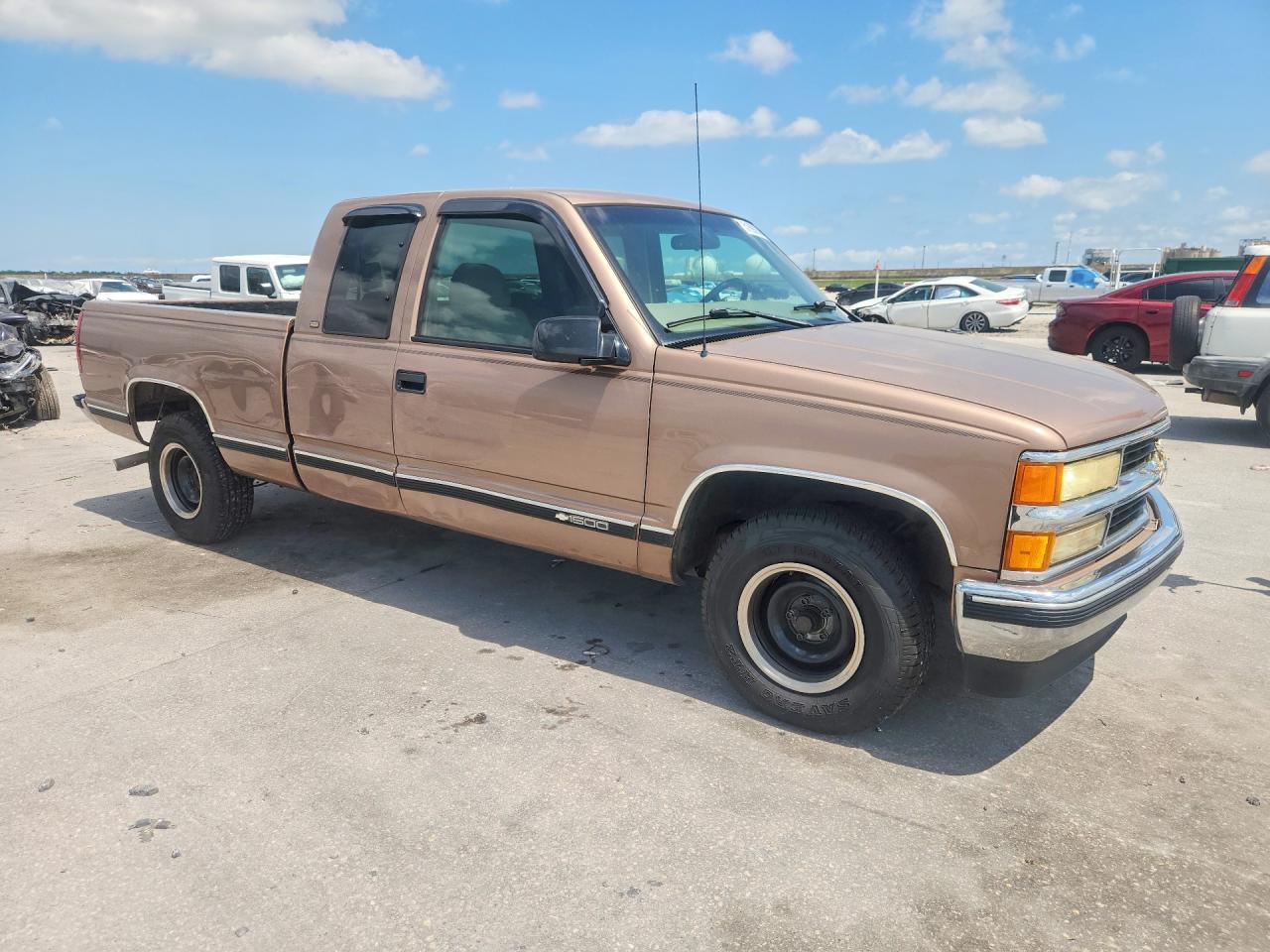 1997 Chevrolet Gmt VIN 1GCEC19M7VE255456 photo 4